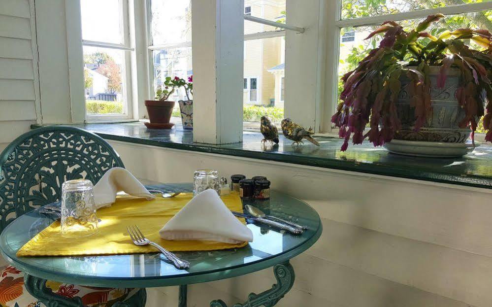 La Farge Perry House Bed & Breakfast Newport Bagian luar foto