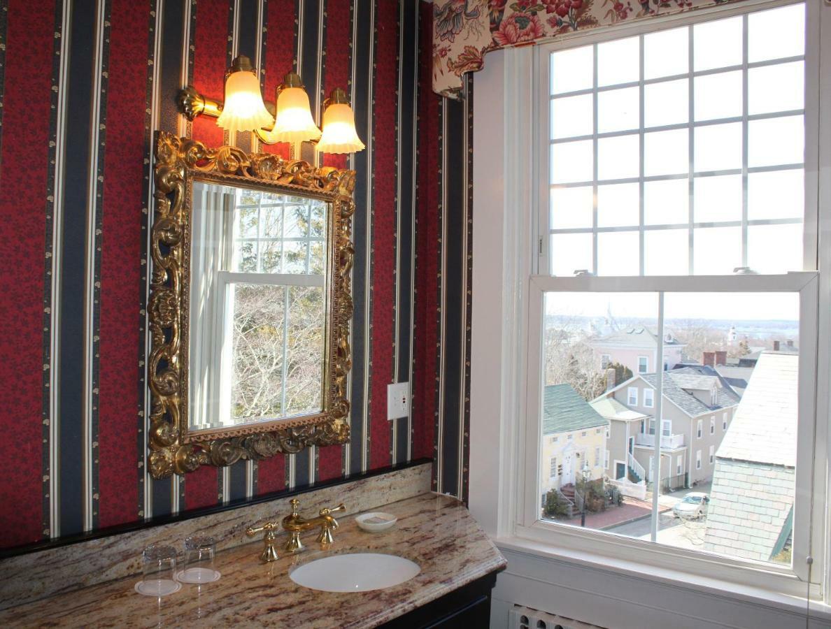 La Farge Perry House Bed & Breakfast Newport Bagian luar foto